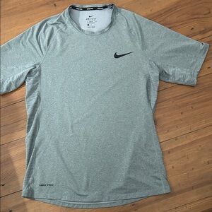 Nike Men's Light Gray Dri-FIT Tee